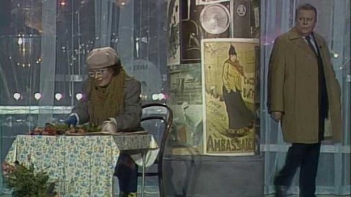 Květinářka-televizní fanoušek