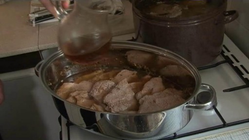 Galja - dušené telecí maso s čočkou a kaštany