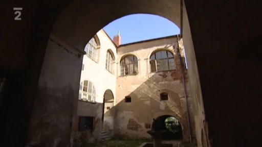 Zámek Červené Janovice