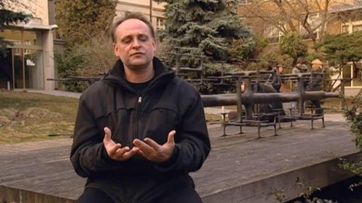 Portrét: Elmar Klos