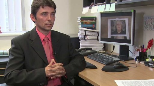 Psychický nátlak od souseda, spoluvlastníka vily