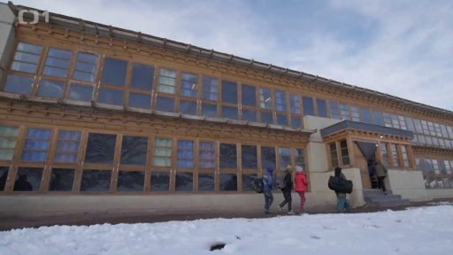 Brontosauři v Himalájích