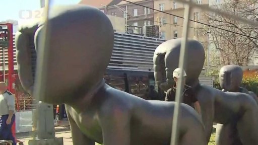 Sochy batolat na Žižkově