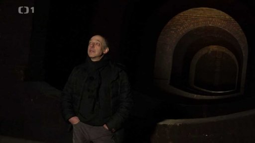 Duchové míst: Uvnitř Žlutého kopce