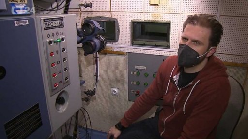 Oprava promítacího zařízení