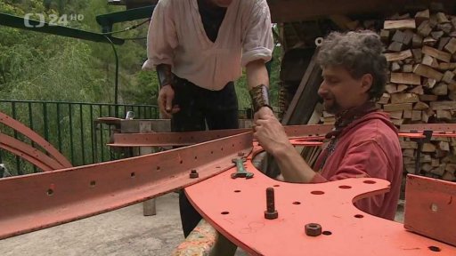 Kovářská dílna poháněná vodním kolem