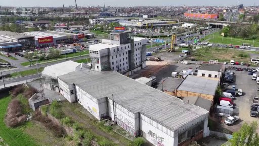 Zbourání plzeňského autosalonu Carimex