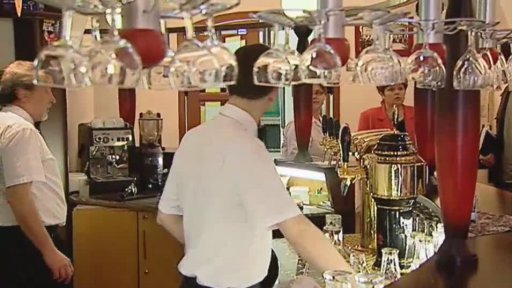 Čerství absolventi bez praxe