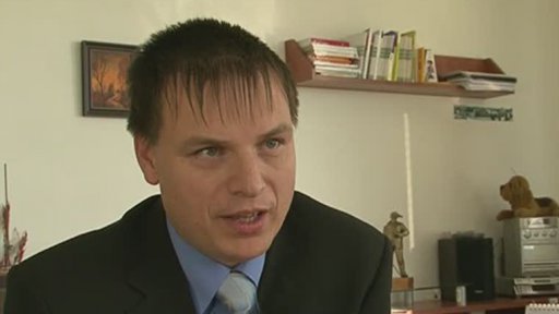 Lenka shání přivýdělek