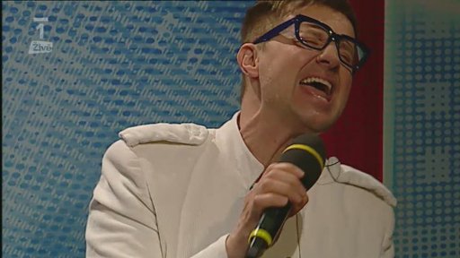 Živá hudba: Petr Kotvald