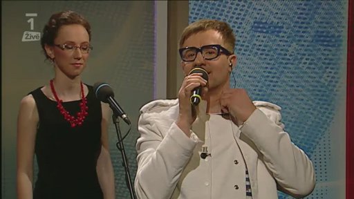 Živá hudba: Petr Kotvald