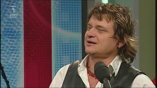 Beseda + Živá hudba: Vilém Čok a Bypass