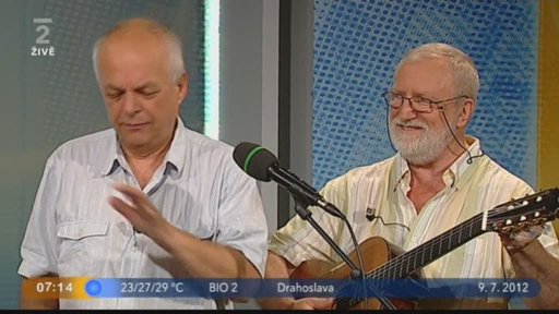 Živá hudba: A. Strejček a Š. Rak