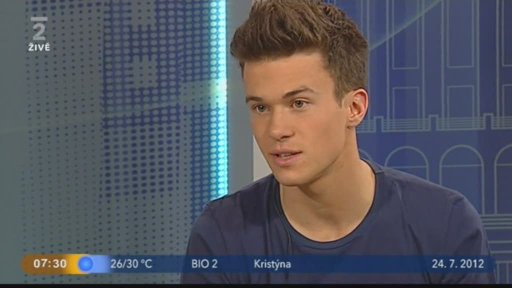 Hosté Charlie Straight