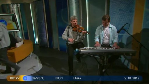 Živá hudba: J. Pavlica