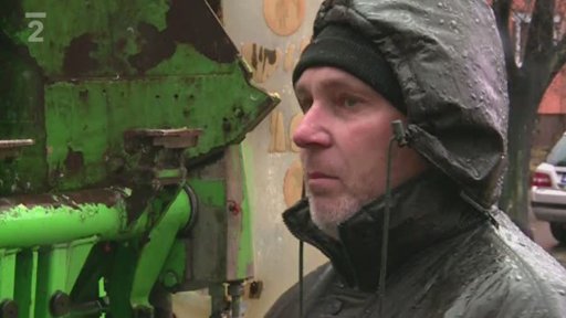 Velké auto a dobrodružství na stupínku