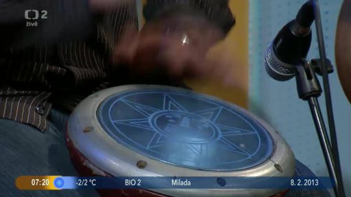 Živý zpěv: V. Kořínek