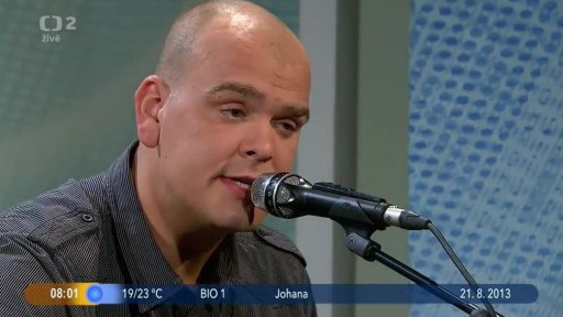 Živý zpěv: V. Nedvěd