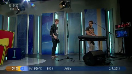 Živý zpěv: A. Mišík a F. Valena