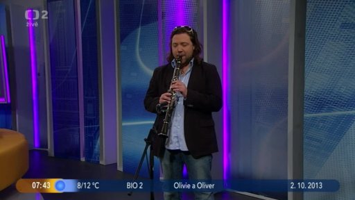 Živá hudba: F. Slováček ml.