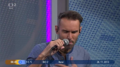 Živý zpěv: P. Kee