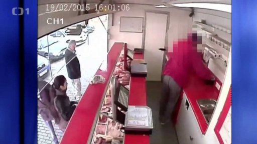 Zlodějky v pojízdné prodejně