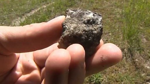 Těžba vápence u Bouzova