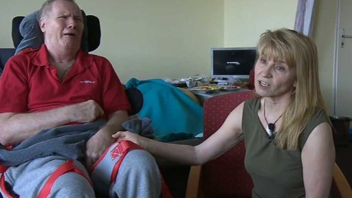 Speciální přístroj, který učí znovu polykat