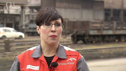 Ženy zaměstnané v hutích