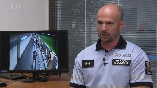 Znásilňoval beze slov