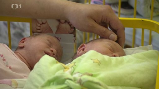 Pokles porodů v regionu i ČR