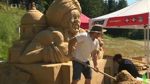 Sochy z písku na Pustevnách