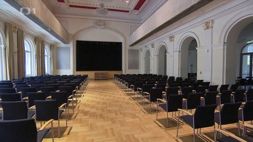 Hudba v KD Na Rybníčku jen do 22:00