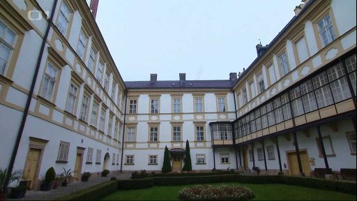 Arcibiskupství chce ušetřit za energie