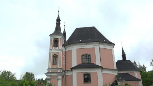 Kostel sv. Anny a sv. Jakuba Většího ve Staré Vodě