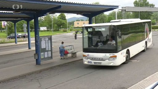 Část autobusů dál nejezdí