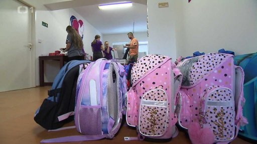 Aktovky pro válečné sirotky