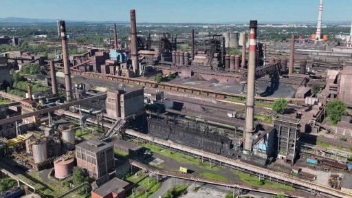 Výroba v huti výdělečná příští pololetí