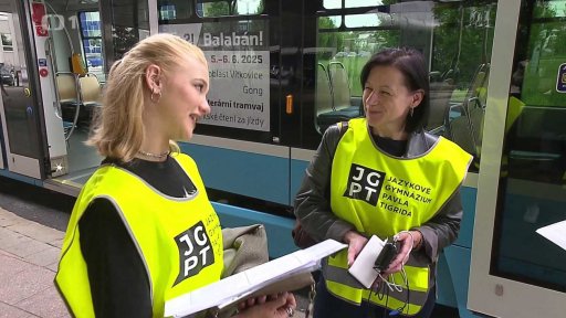 Čtení v tramvaji připomnělo Jana Balabána