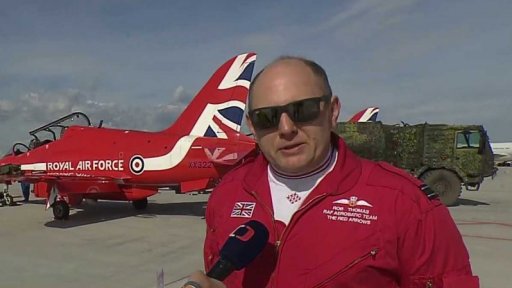 Red Arrows na Dnech NATO