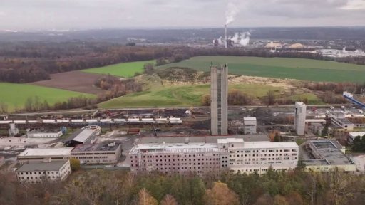 Odstřel skipové věže Dolu Staříč