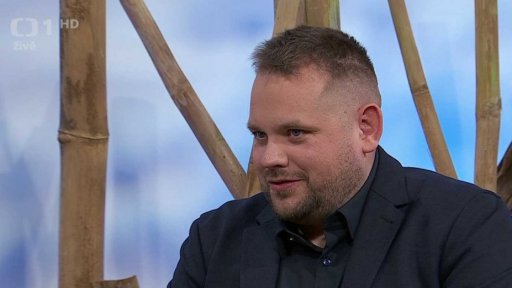 Jak pečovat o nohy a páteř při dlouhodobém stání