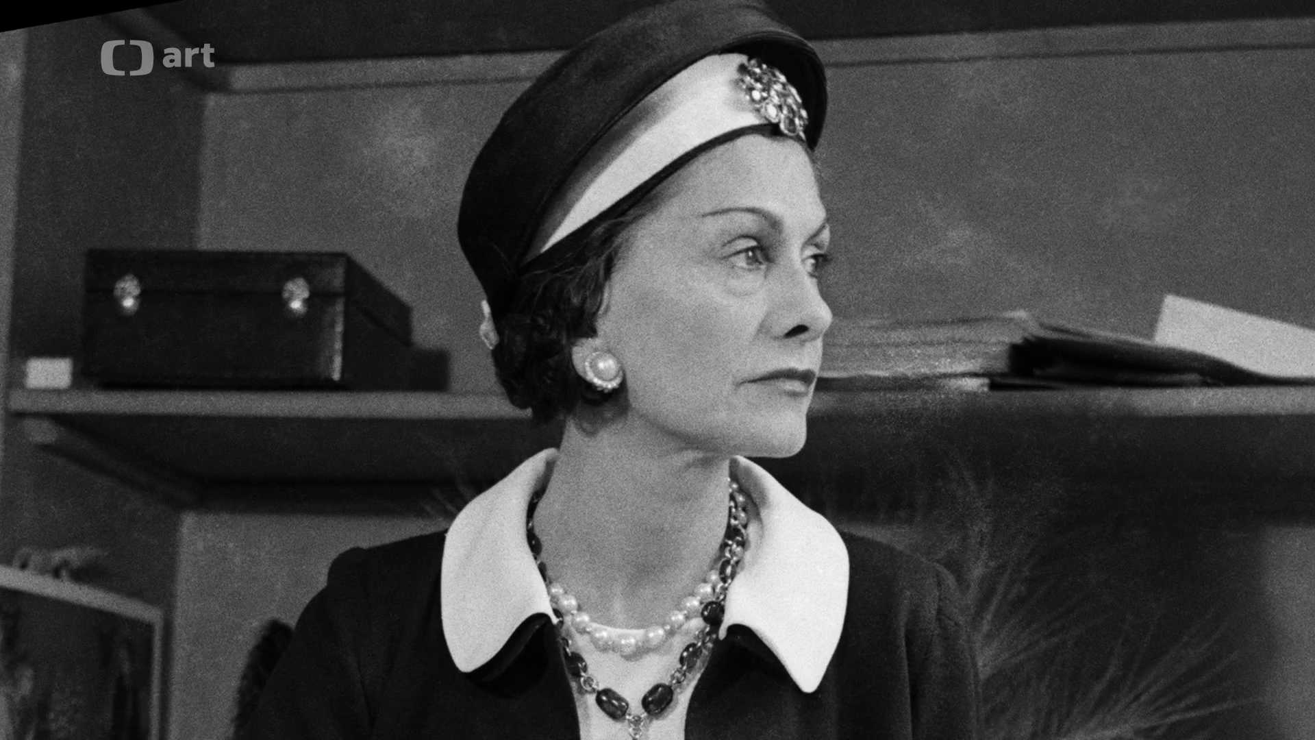 Coco Chanel: odhalená