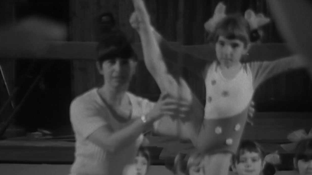 Československý filmový týdeník 1975